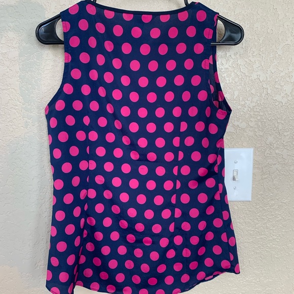 Banana Republic, Size XS, NEVER Worn, Silk Blouse - Picture 6 of 7